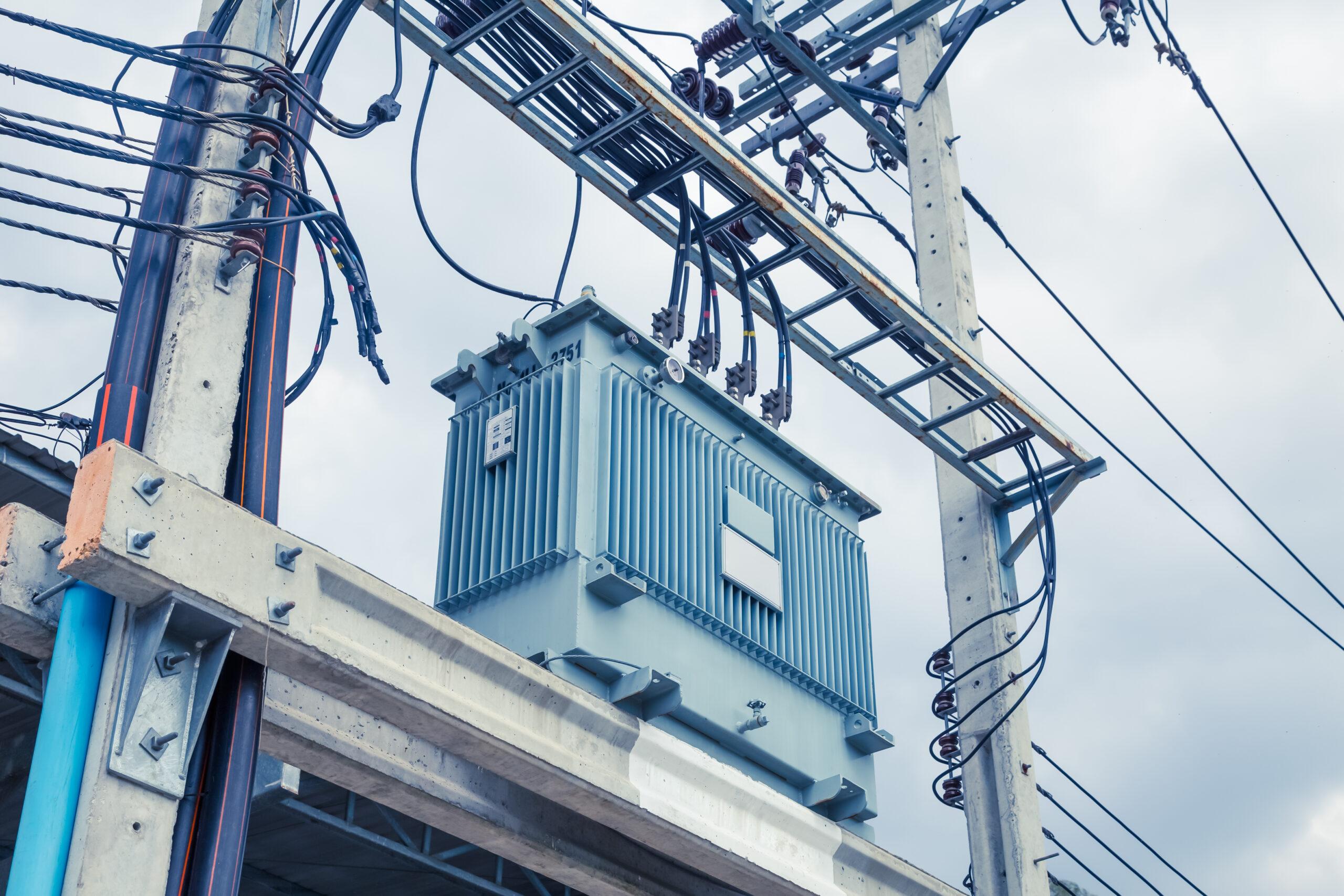 Fundamentals of power distribution voltage regulators